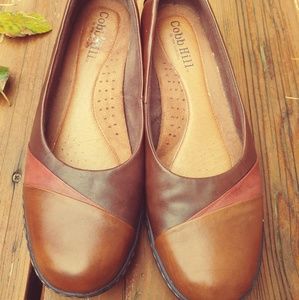 Cobb Hill Brown Leather Flats - size 11